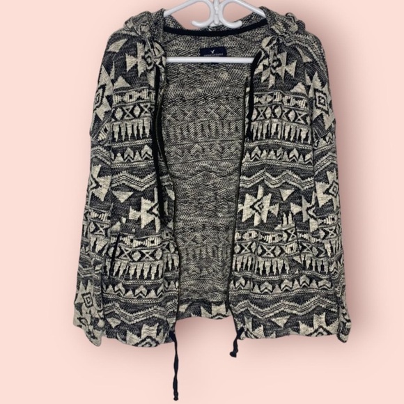 American Eagle Aztec Boho Print Hooded Sweater Jacket, Size M - Picture 2 of 6